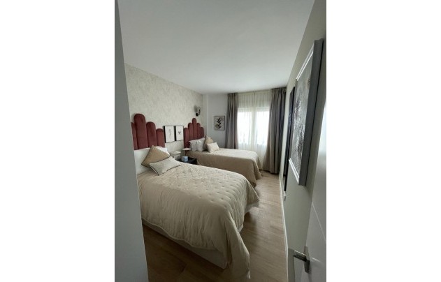 Resale - Apartment - Torrevieja - Punta Prima