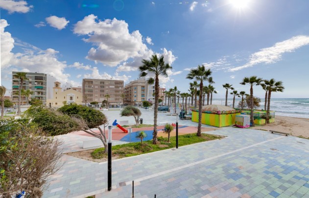 Resale - Apartment - Torrevieja - La Mata