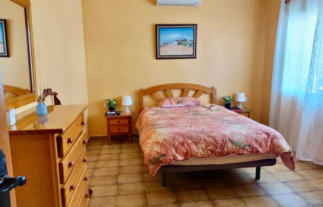 Resale - Villa - Algorfa - Castillo de montemar