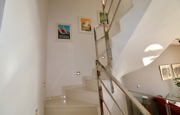 Resale - House - Guardamar del Segura