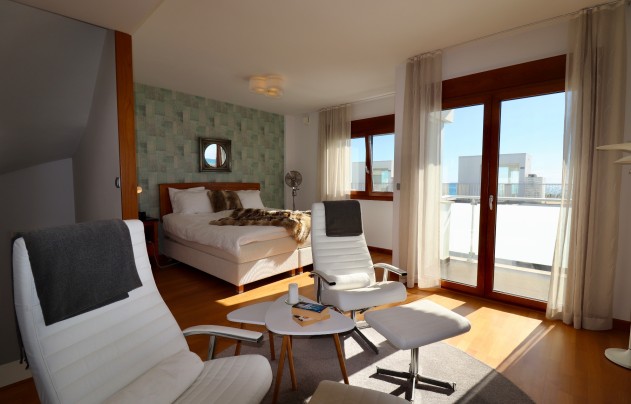 Resale - House - Guardamar del Segura