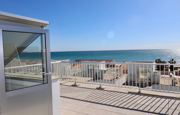 Resale - House - Guardamar del Segura