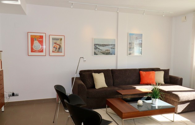 Resale - House - Guardamar del Segura