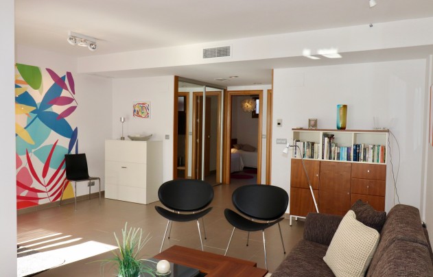 Resale - House - Guardamar del Segura