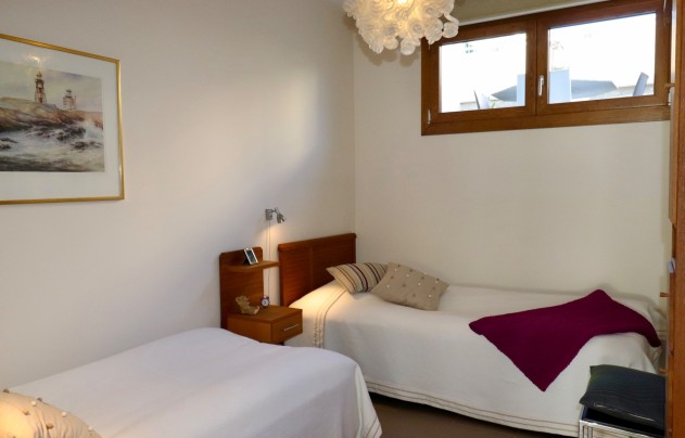 Resale - House - Guardamar del Segura