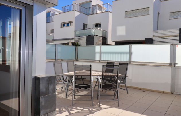 Resale - House - Guardamar del Segura