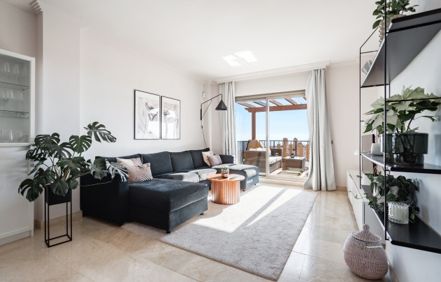 Resale - Apartment - Benahavis