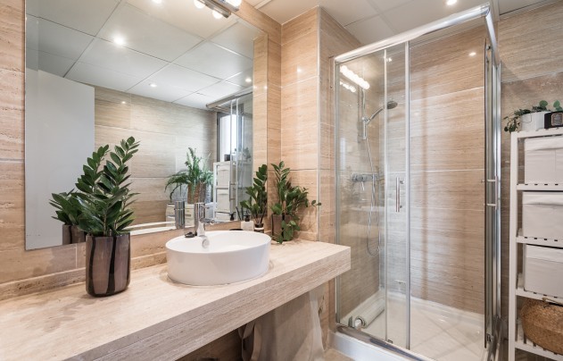 Resale - Apartment - Benahavis