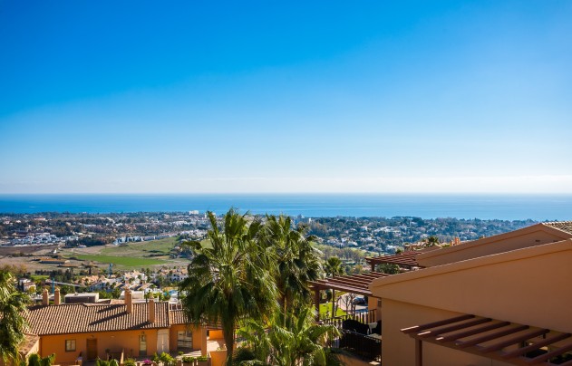 Resale - Apartment - Benahavis