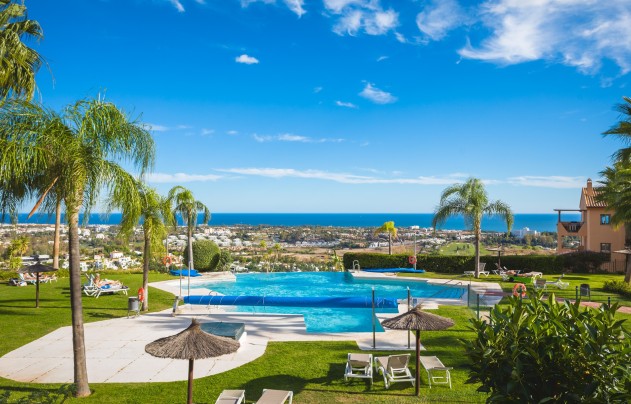 Resale - Apartment - Benahavis