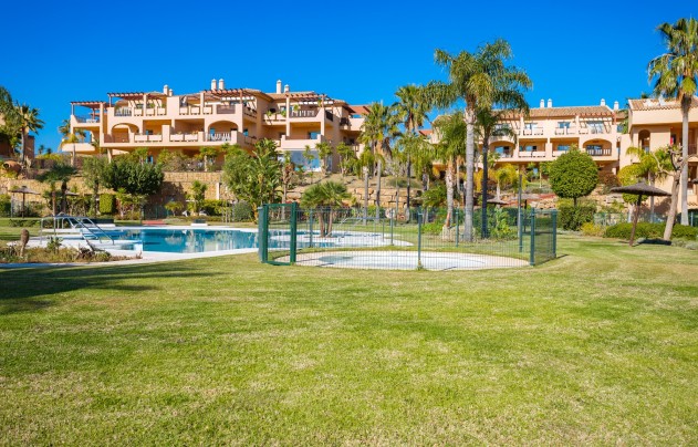 Resale - Apartment - Benahavis
