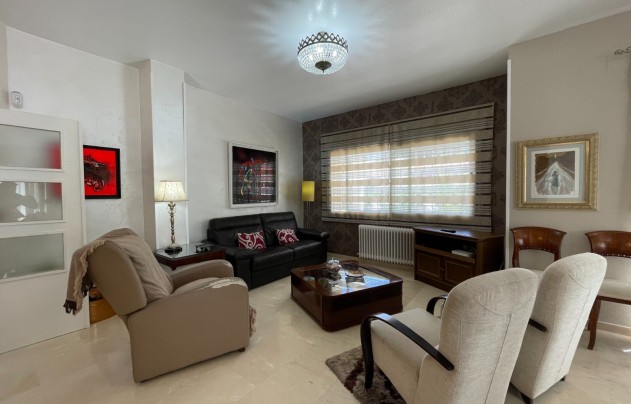 Herverkoop - Villa - Cieza