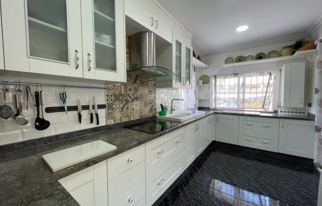 Herverkoop - Villa - Cieza