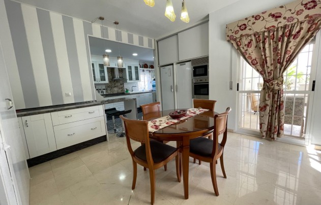 Herverkoop - Villa - Cieza