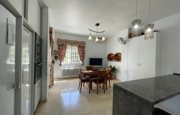 Herverkoop - Villa - Cieza