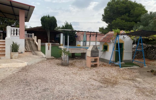 Resale - Villa - Los Montesinos - La Herrada