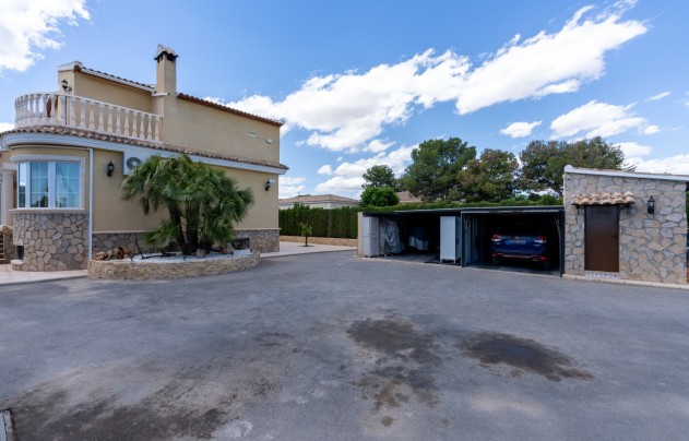 Resale - Villa - San Vicente de Raspeig - San Vicente del Raspeig