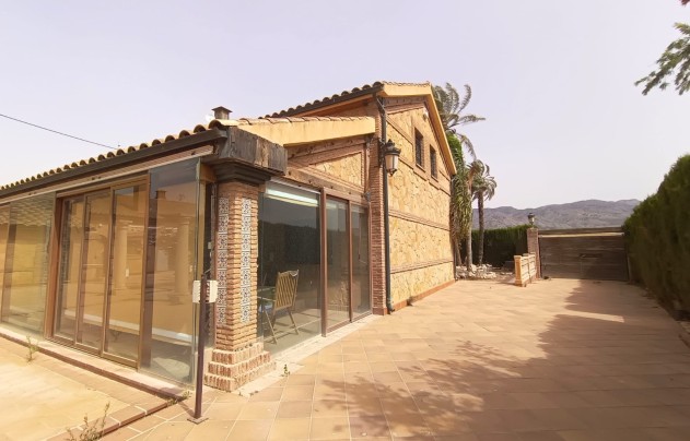 Resale - Villa - Lorca