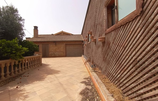 Resale - Villa - Lorca