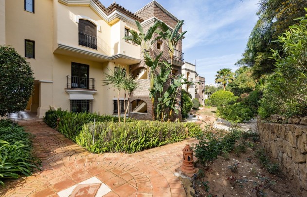 Herverkoop - Apartment - Benahavis - Los Arqueros