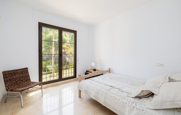 Revente - Apartment - Benahavis - Los Arqueros