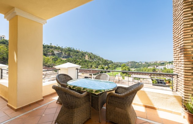 Resale - Apartment - Benahavis - Los Arqueros