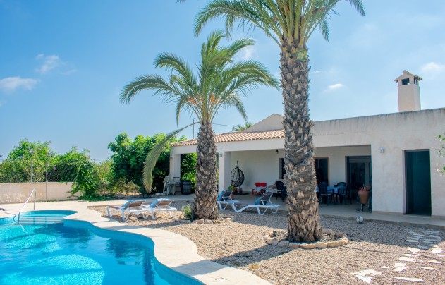 Resale - Villa - Guardamar del Segura - El Raso