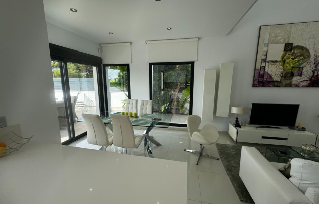 Resale - Villa - Pilar de la Horadada