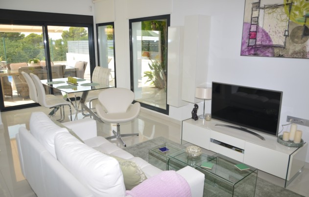 Resale - Villa - Pilar de la Horadada