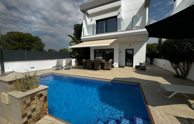 Resale - Villa - Pilar de la Horadada