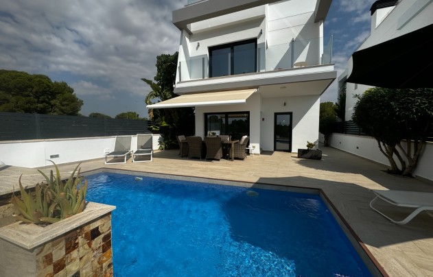 Resale - Villa - Pilar de la Horadada