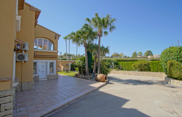 Resale - Villa - Benissa - Fustera