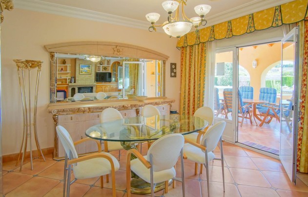 Resale - Villa - Benissa - Fustera