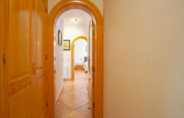 Resale - Villa - Benissa - Fustera