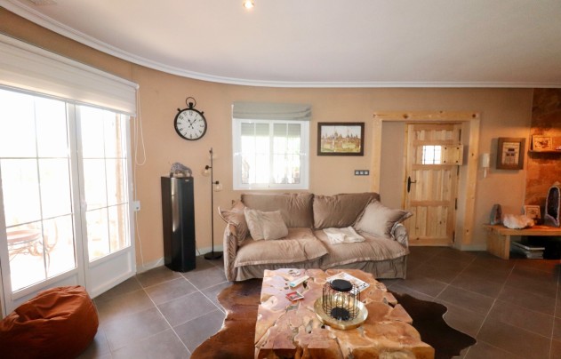 Reventa - Villa - Catral