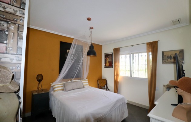 Reventa - Villa - Catral
