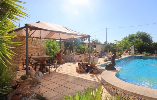 Reventa - Villa - Catral
