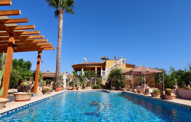 Reventa - Villa - Catral