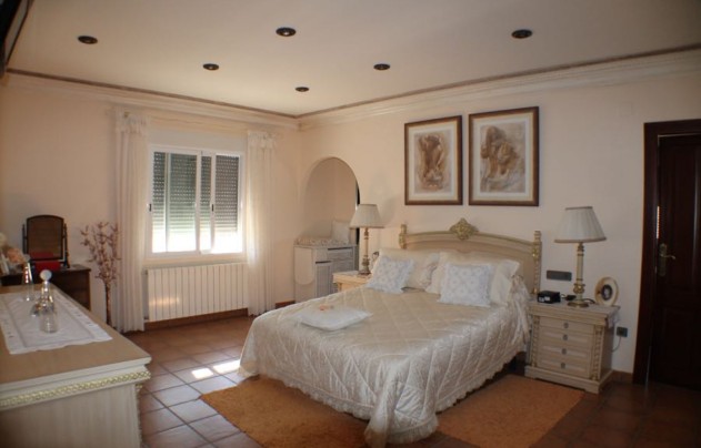 Resale - Villa - Alfas del Pí - Arabi