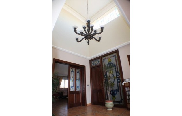 Resale - Villa - Alfas del Pí - Arabi