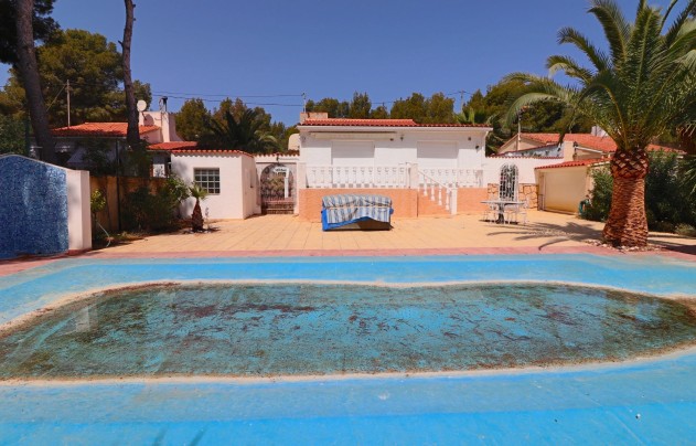 Resale - Villa - La Nucía - Pinar De Garaita