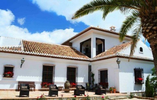 Resale - Villa - Villanueva del Rosario - Área de Antequera