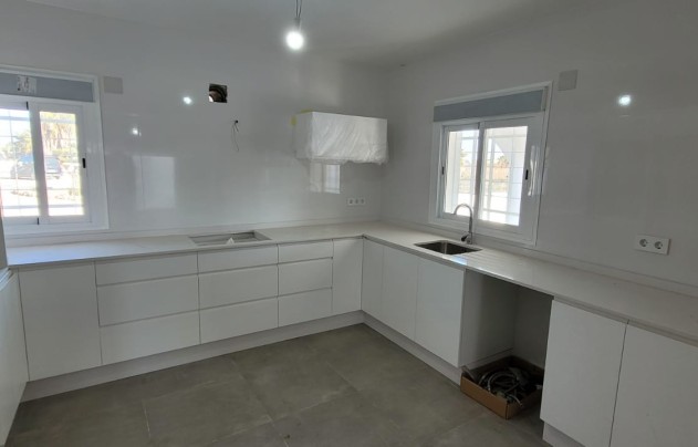 Reventa - Villa - Catral