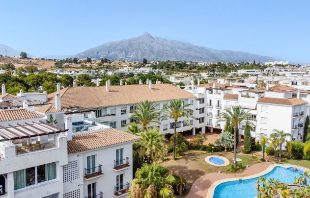 Herverkoop - Apartment - Marbella - Nueva Andalucía