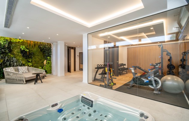 Reventa - Villa - Marbella - Nueva Andalucía