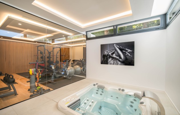 Reventa - Villa - Marbella - Nueva Andalucía