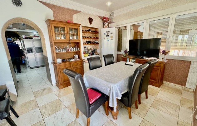 Resale - Villa - Guardamar del Segura