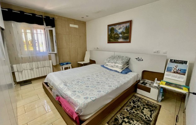 Resale - Villa - Guardamar del Segura