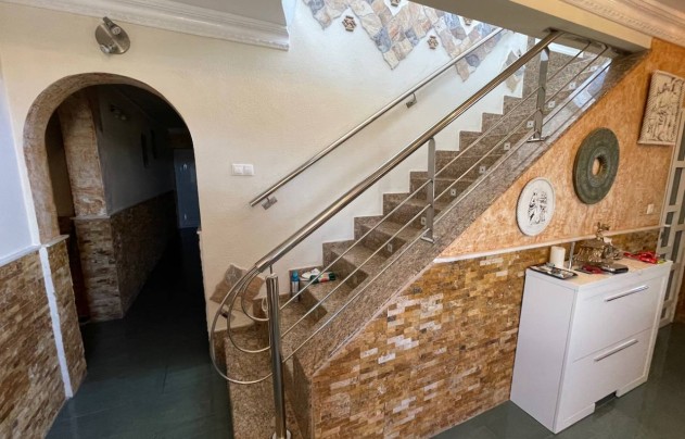 Resale - Villa - Guardamar del Segura