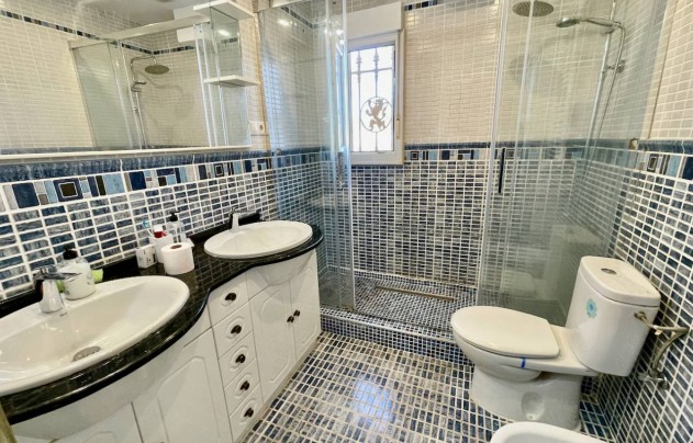 Resale - Villa - Guardamar del Segura